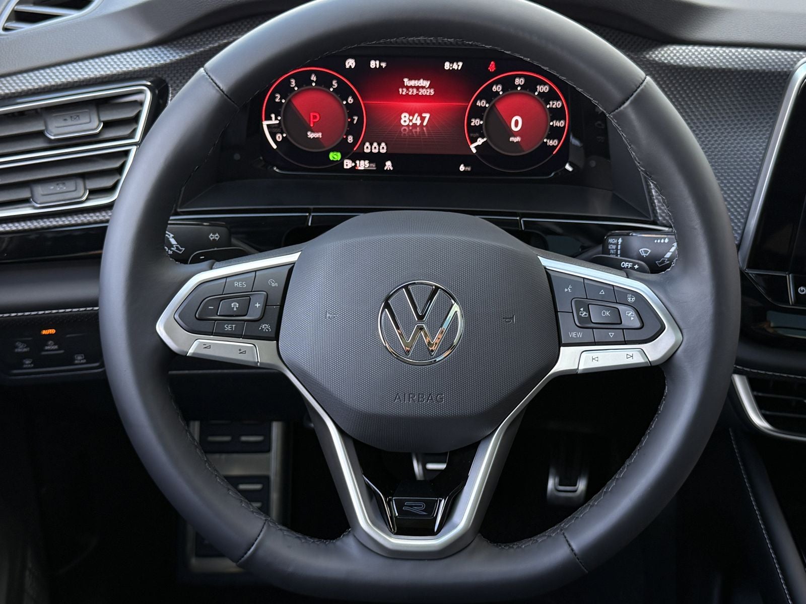 2026 Volkswagen Atlas Cross Sport 2.0T SEL R-Line Black