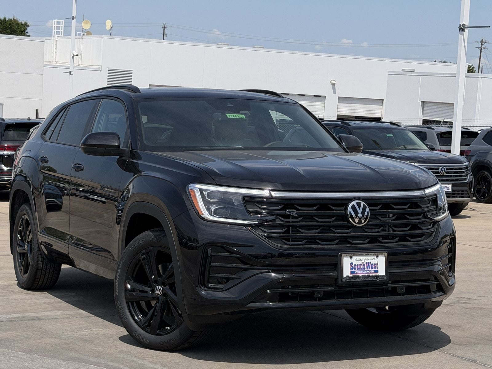 2026 Volkswagen Atlas Cross Sport 2.0T SEL R-Line Black