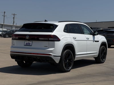 2026 Volkswagen Atlas Cross Sport 2.0T SEL R-Line Black