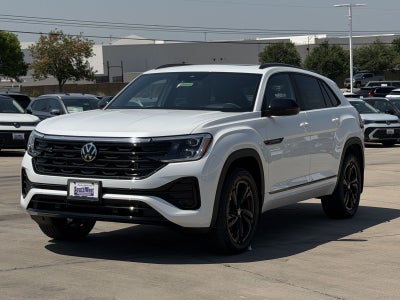 2026 Volkswagen Atlas Cross Sport 2.0T SEL R-Line Black