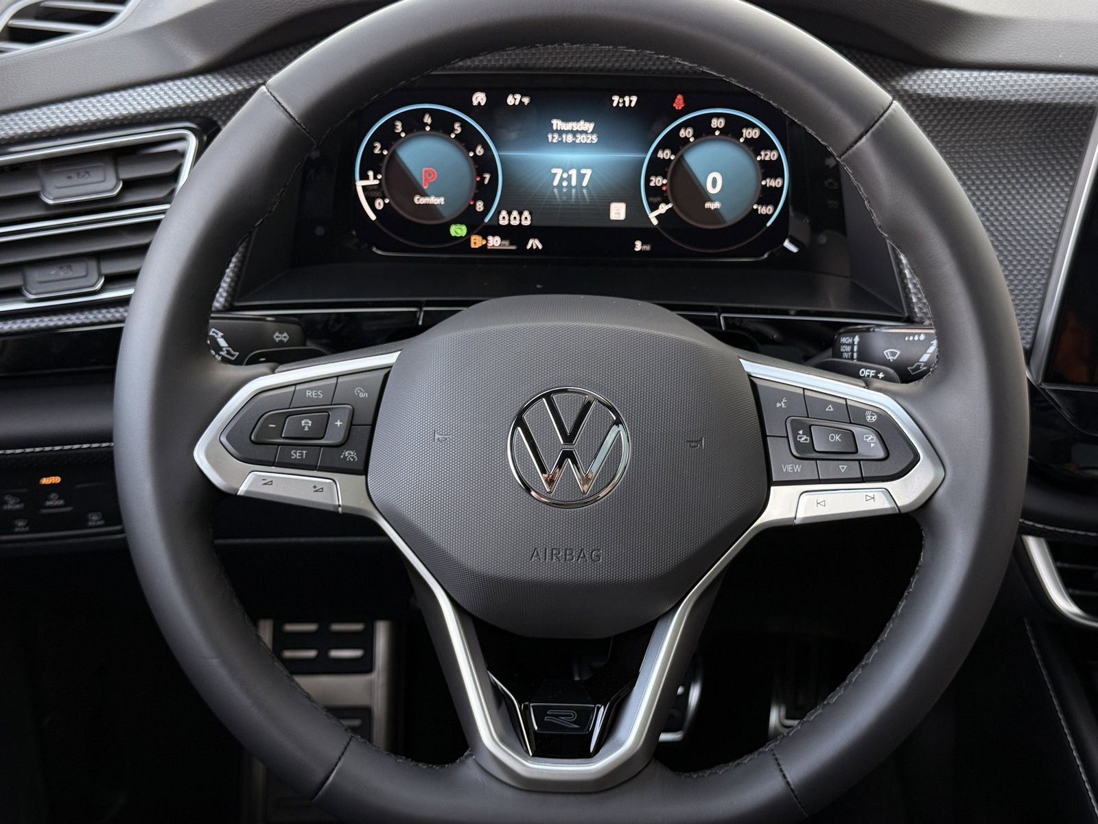 2026 Volkswagen Atlas Cross Sport 2.0T SEL R-Line Black