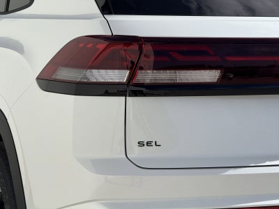 2026 Volkswagen Atlas Cross Sport 2.0T SEL R-Line Black