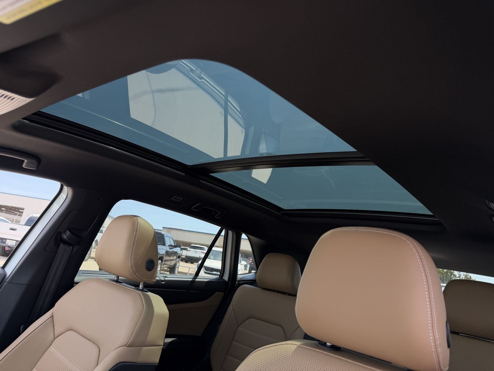 2026 Volkswagen Atlas Cross Sport 2.0T SEL