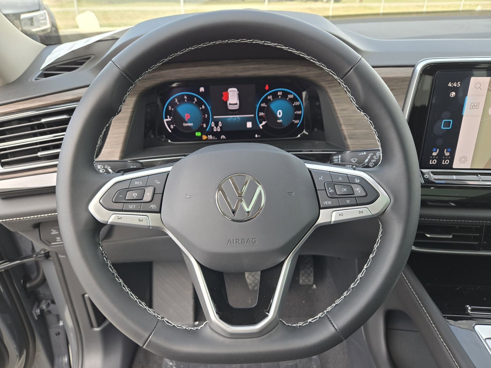 2025 Volkswagen Atlas 2.0T SEL