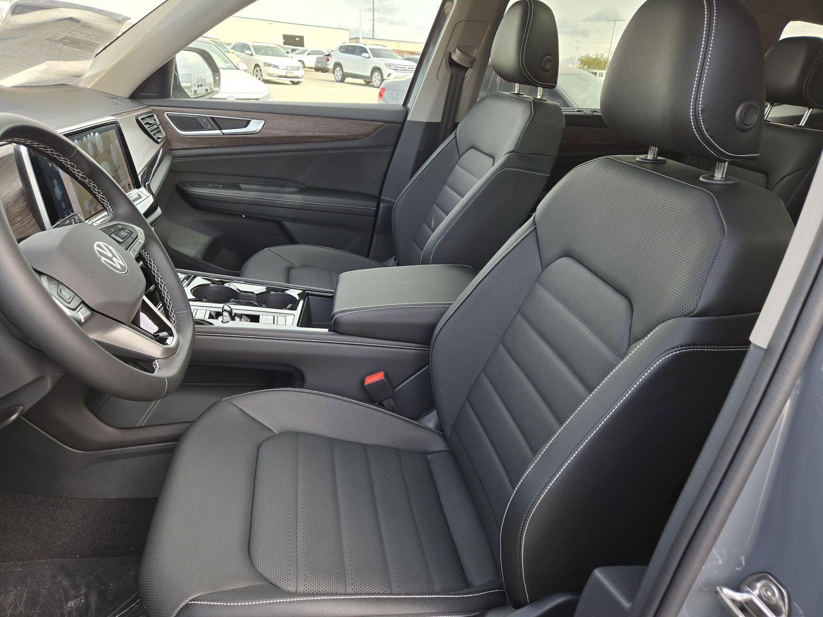 2025 Volkswagen Atlas 2.0T SEL