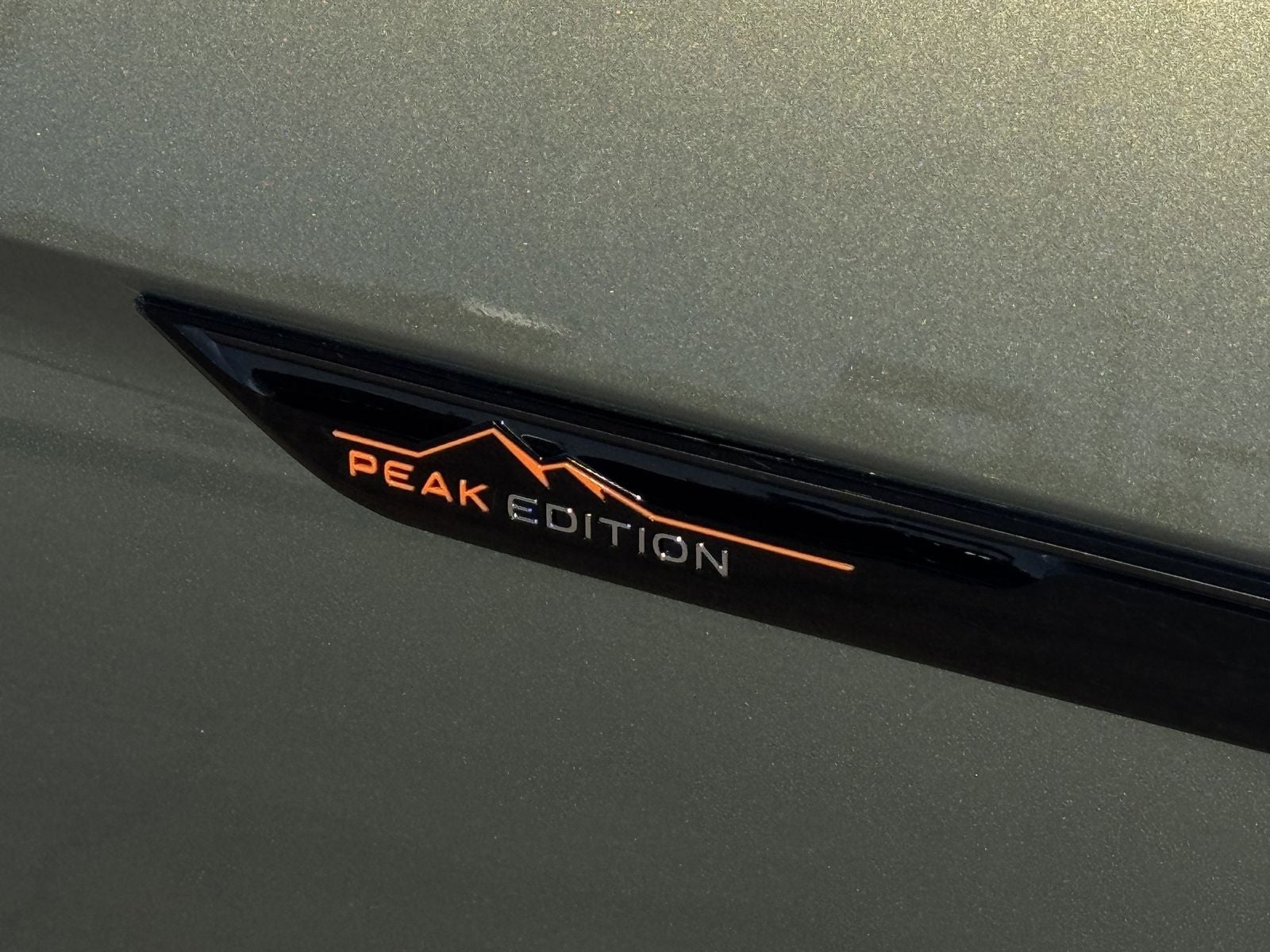 2026 Volkswagen Atlas 2.0T Peak Edition