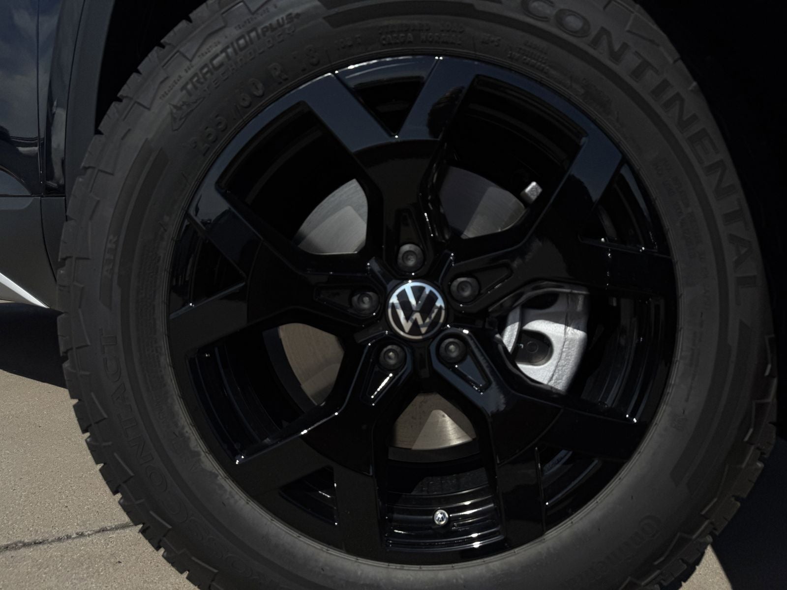 2026 Volkswagen Atlas 2.0T Peak Edition