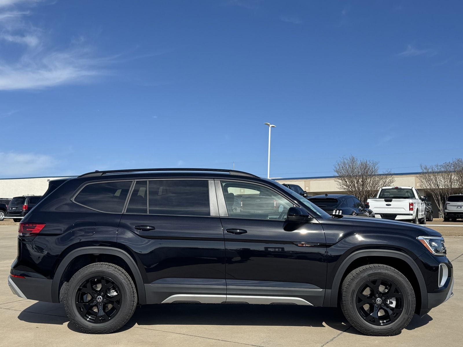2026 Volkswagen Atlas 2.0T Peak Edition