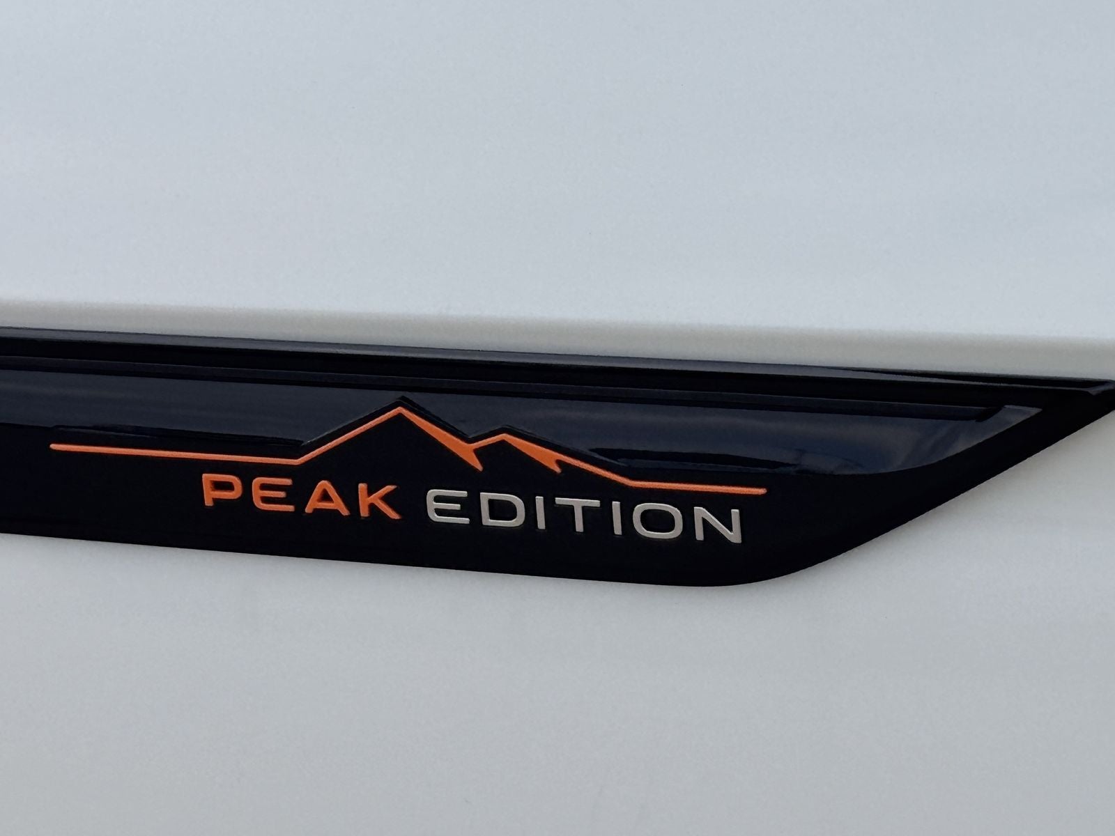 2026 Volkswagen Atlas 2.0T Peak Edition