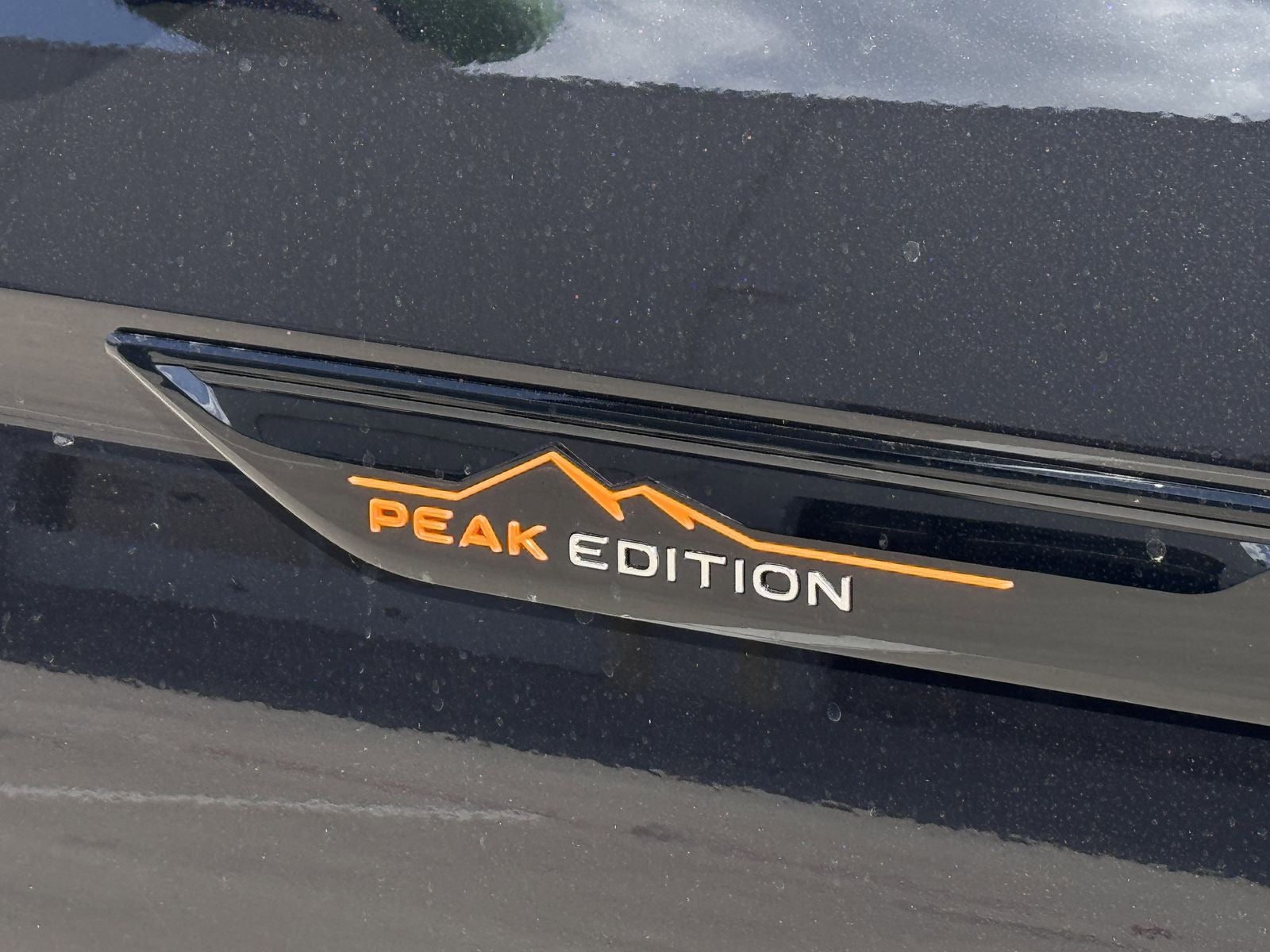 2026 Volkswagen Atlas 2.0T Peak Edition