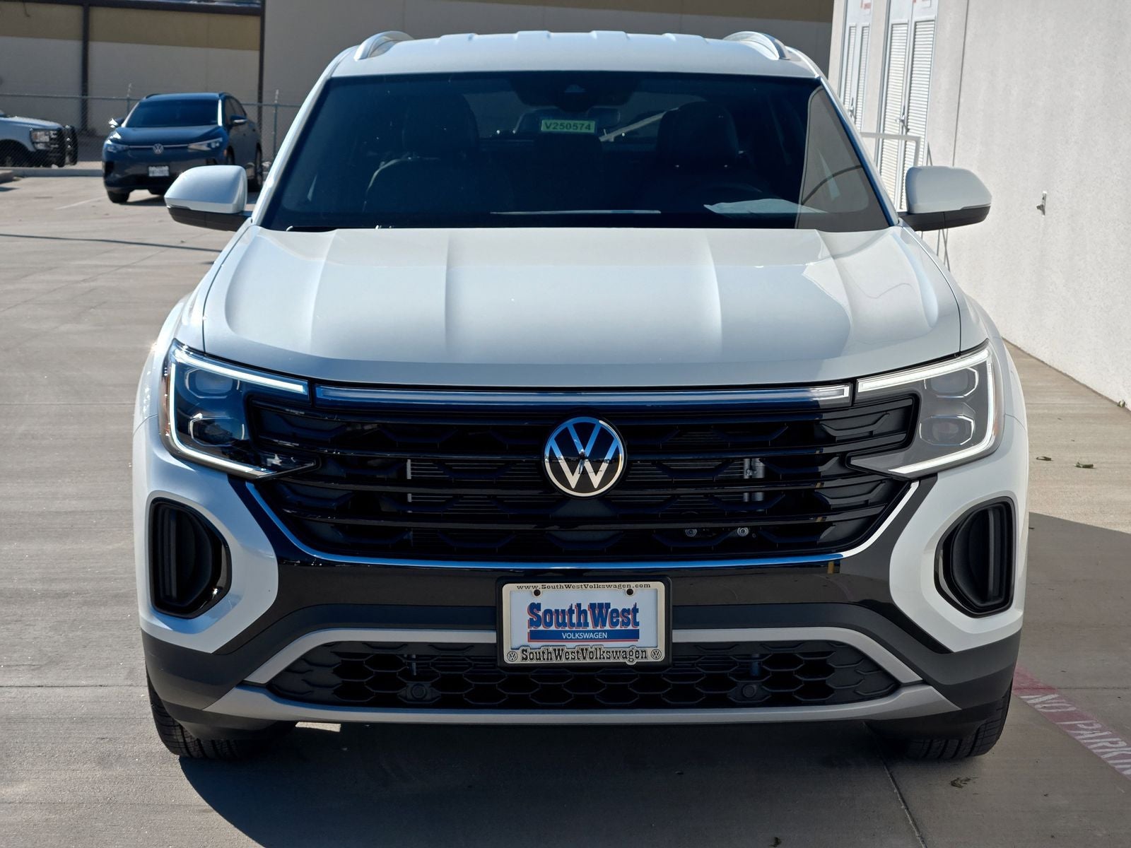 2026 Volkswagen Atlas Cross Sport 2.0T SE