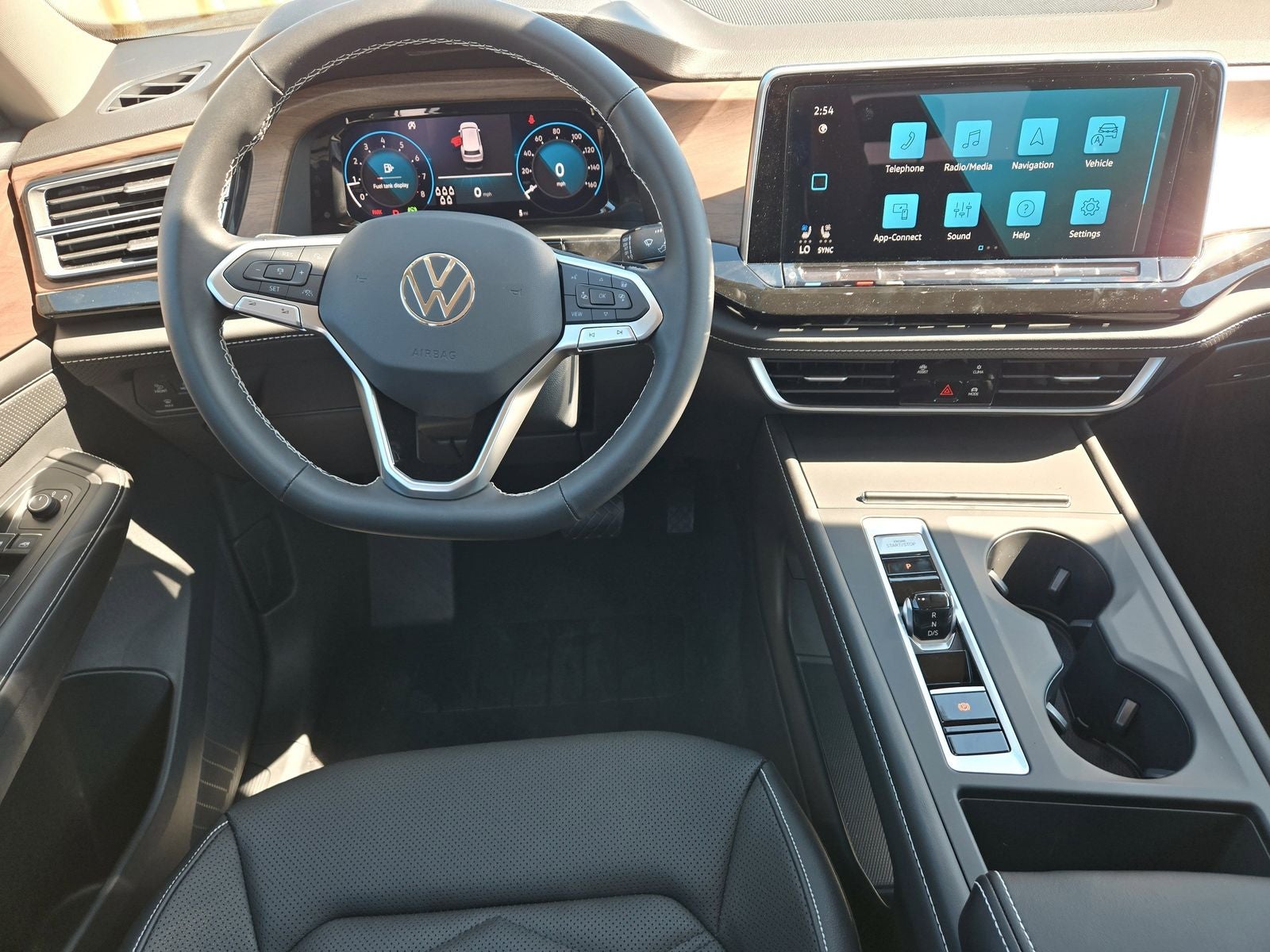 2026 Volkswagen Atlas 2.0T SE