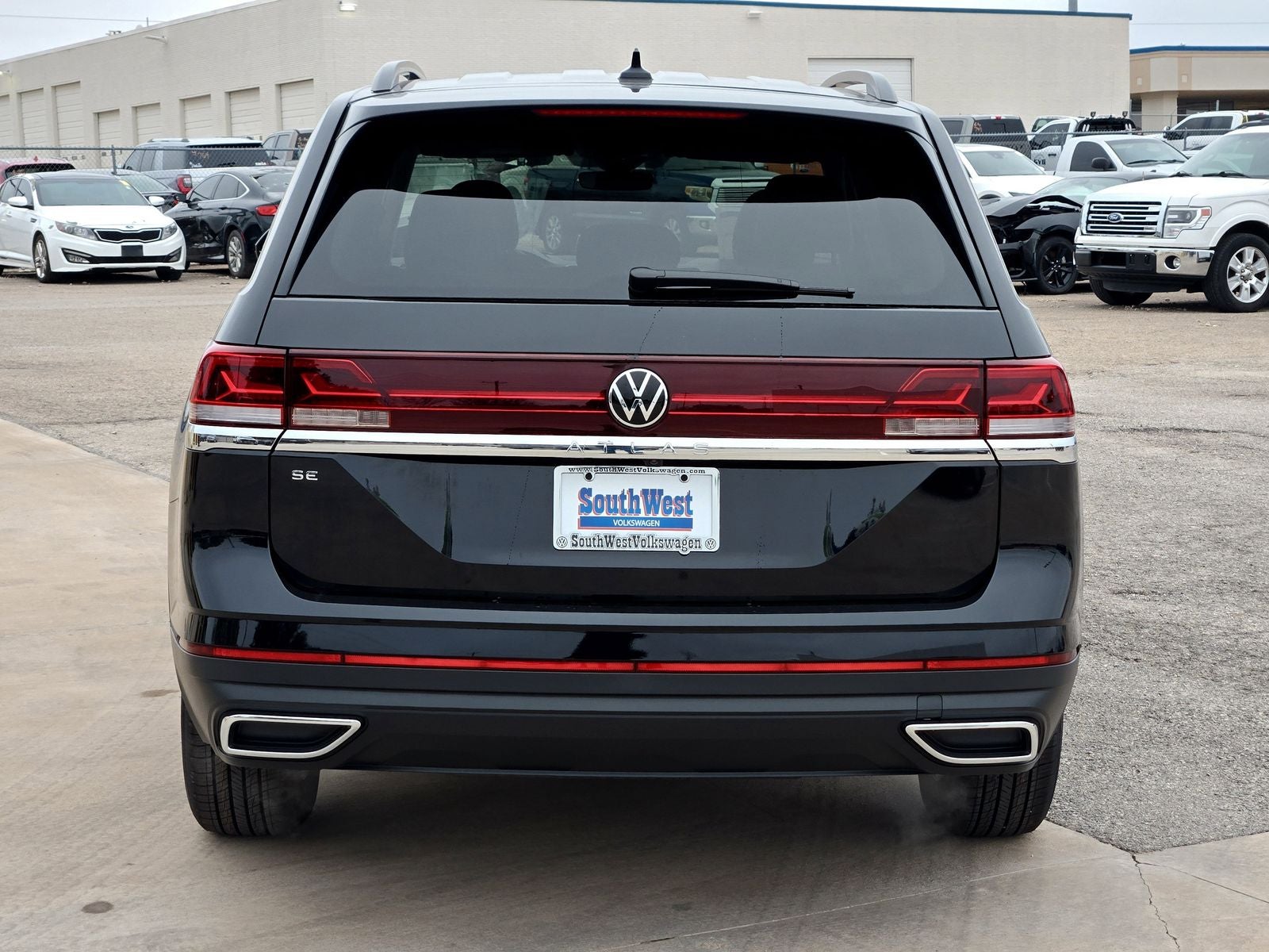 2026 Volkswagen Atlas 2.0T SE