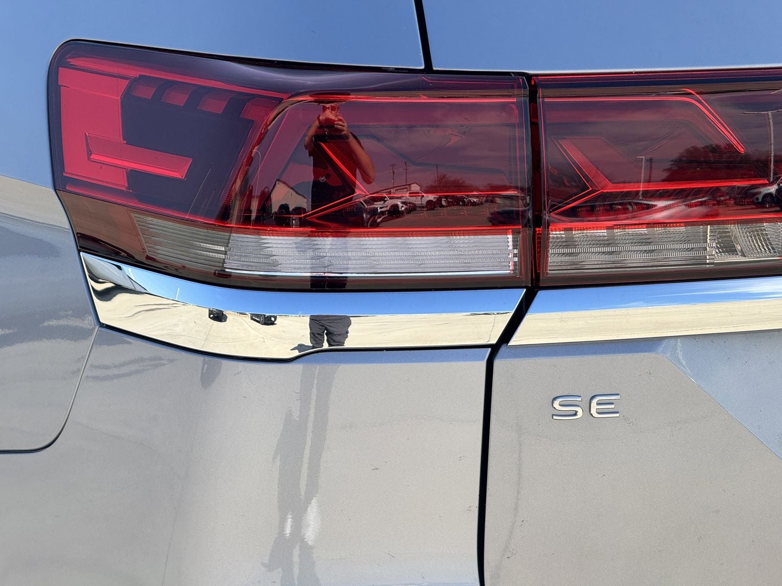 2026 Volkswagen Atlas 2.0T SE