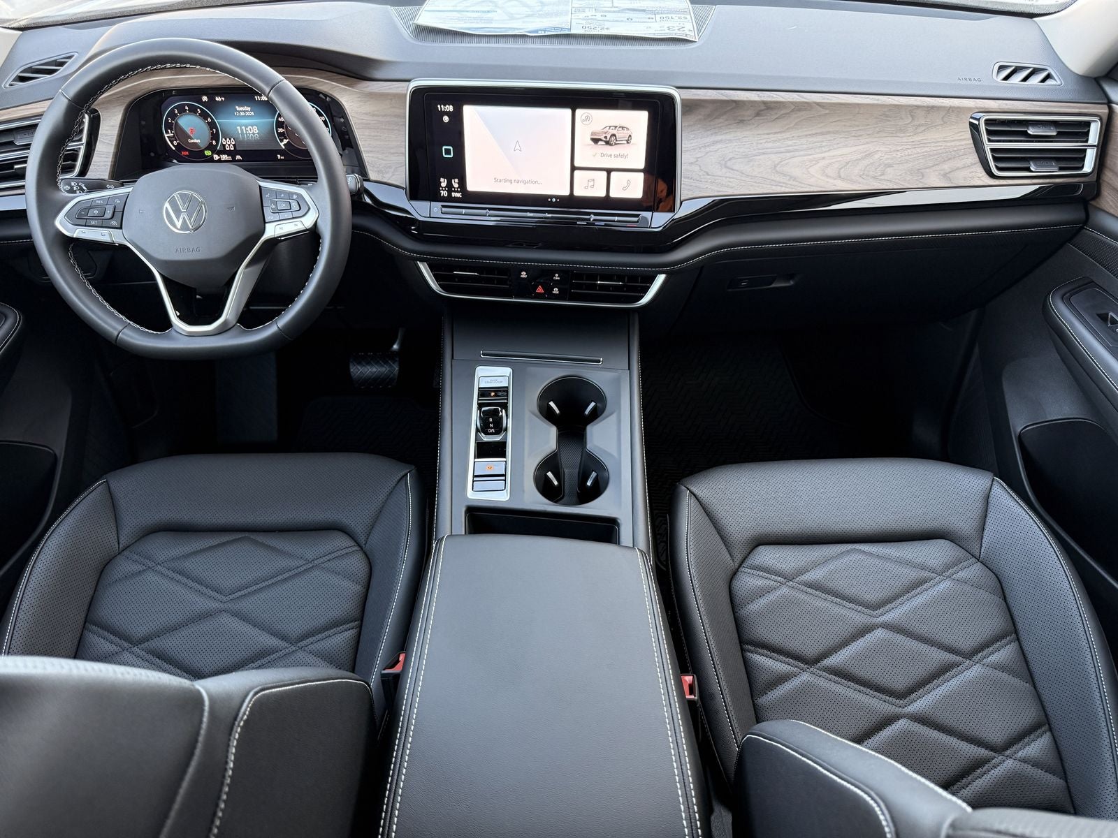 2026 Volkswagen Atlas 2.0T SE