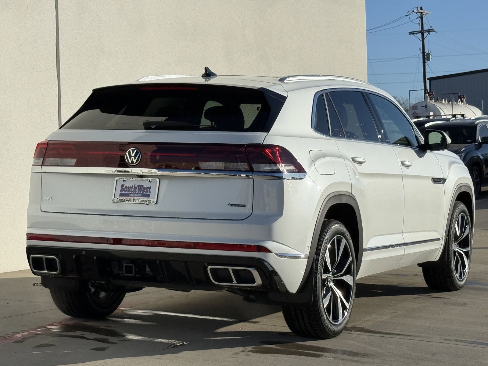 2026 Volkswagen Atlas Cross Sport 2.0T SEL Premium R-Line