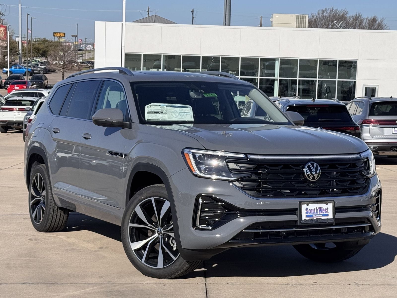 2026 Volkswagen Atlas 2.0T SEL Premium R-Line
