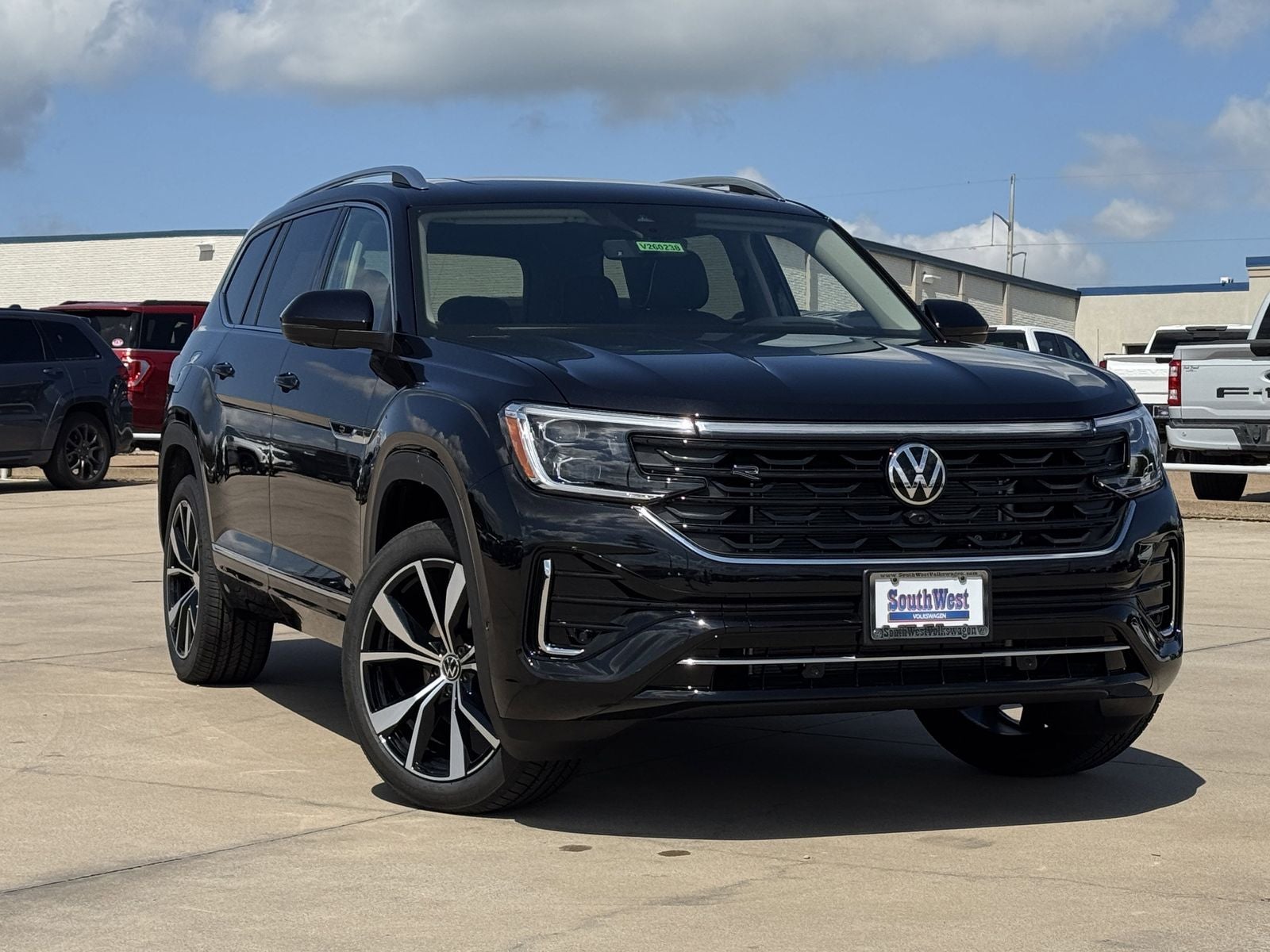 2026 Volkswagen Atlas 2.0T SEL Premium R-Line