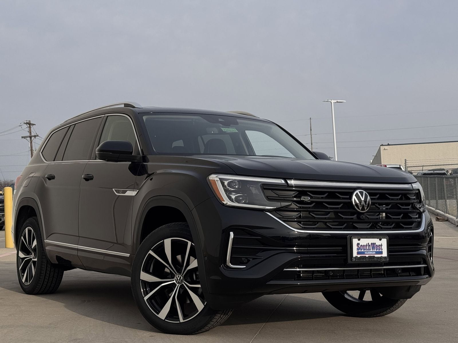 2026 Volkswagen Atlas 2.0T SEL Premium R-Line 4MOTION