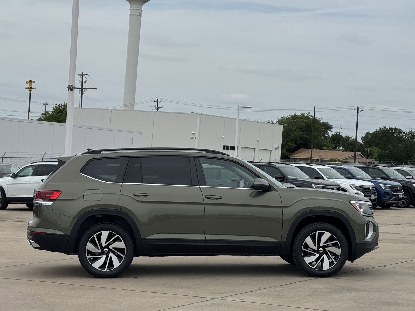 2026 Volkswagen Atlas 2.0T SE W/TECHNOLOGY