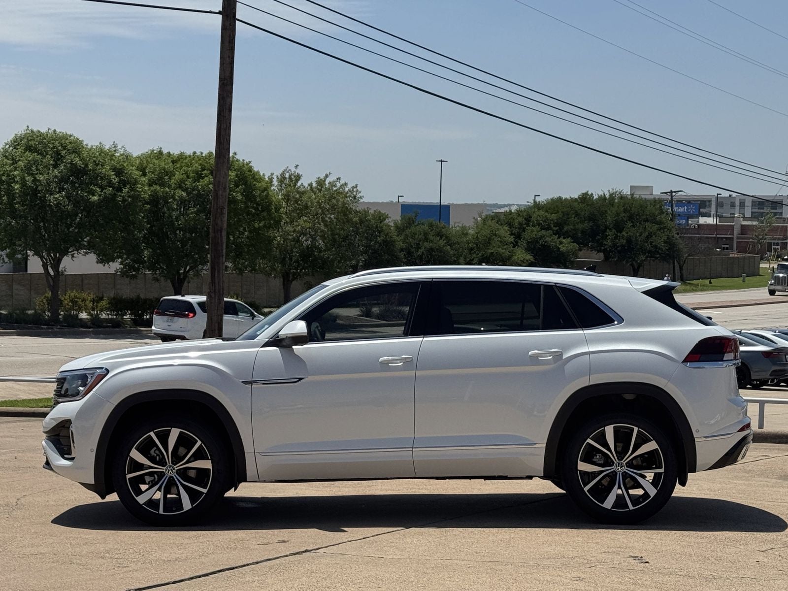 2026 Volkswagen Atlas Cross Sport 2.0T SE W/TECHNOLOGY