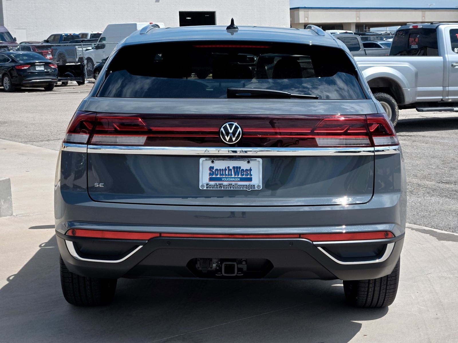 2026 Volkswagen Atlas Cross Sport 2.0T SE w/Technology