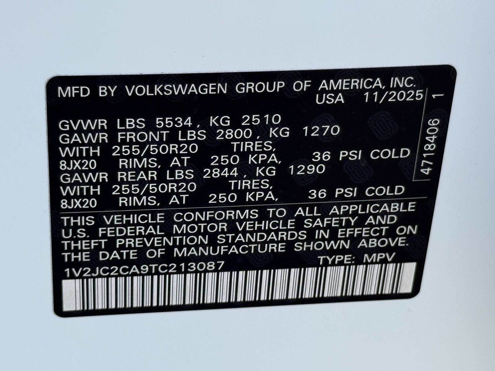 2026 Volkswagen Atlas Cross Sport 2.0T SE W/TECHNOLOGY