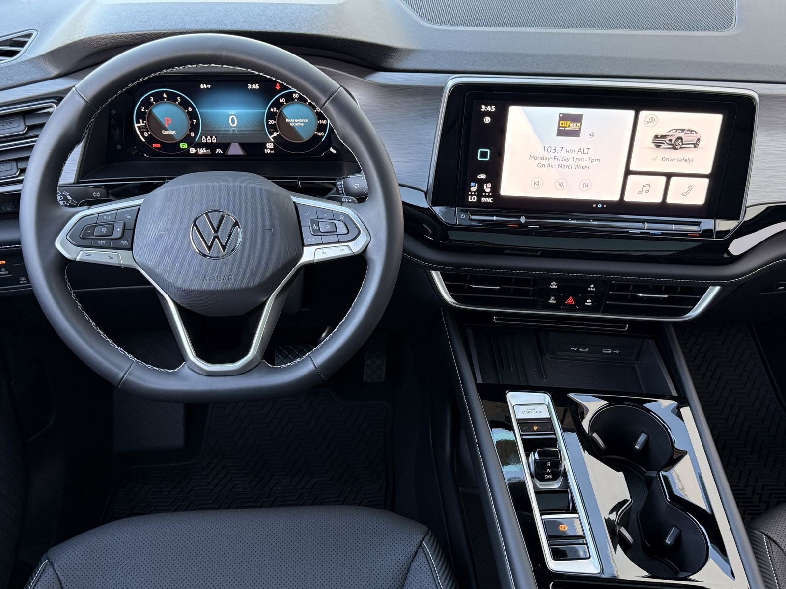 2026 Volkswagen Atlas Cross Sport 2.0T SE W/TECHNOLOGY