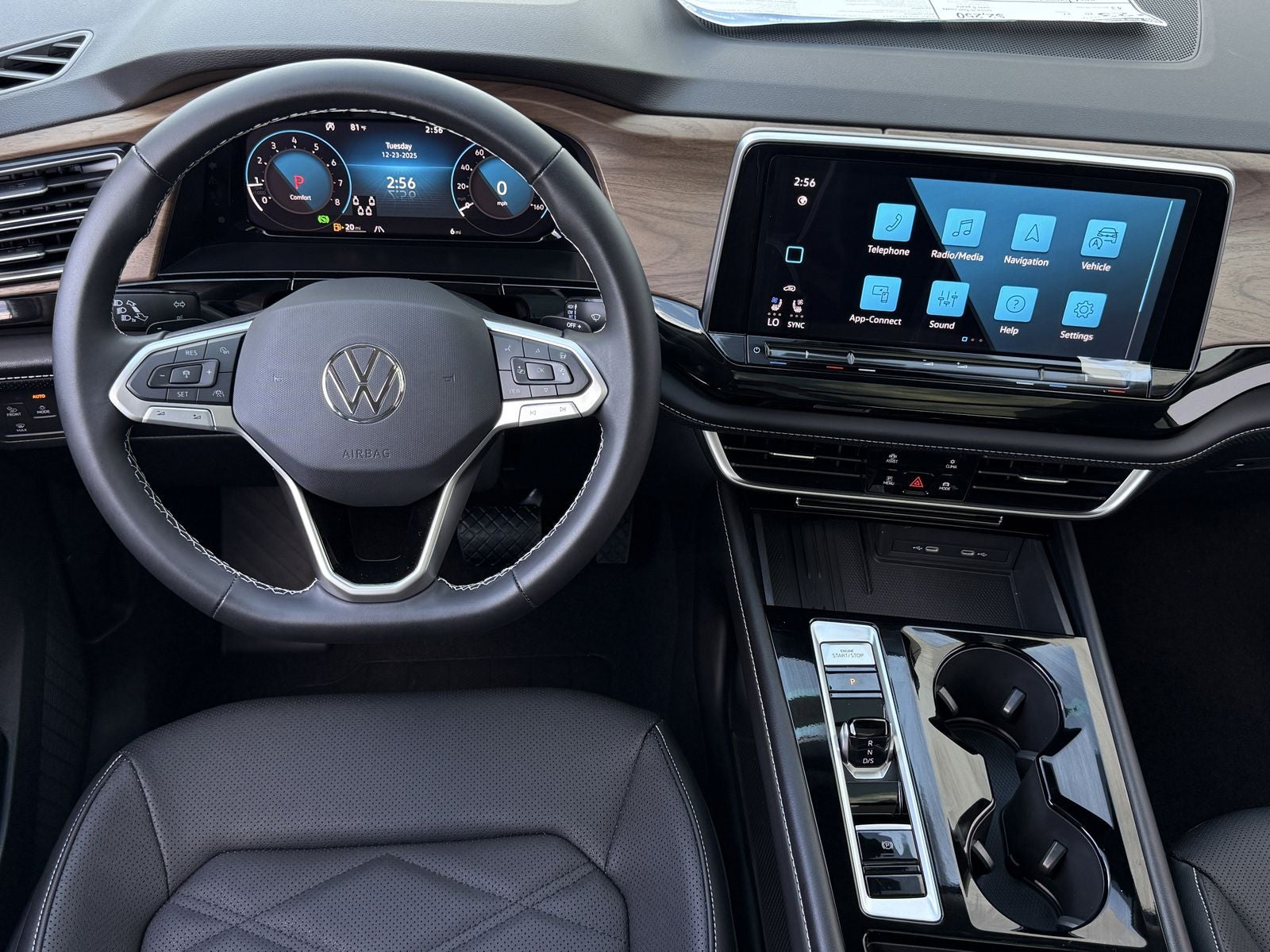 2026 Volkswagen Atlas 2.0T SE W/TECHNOLOGY