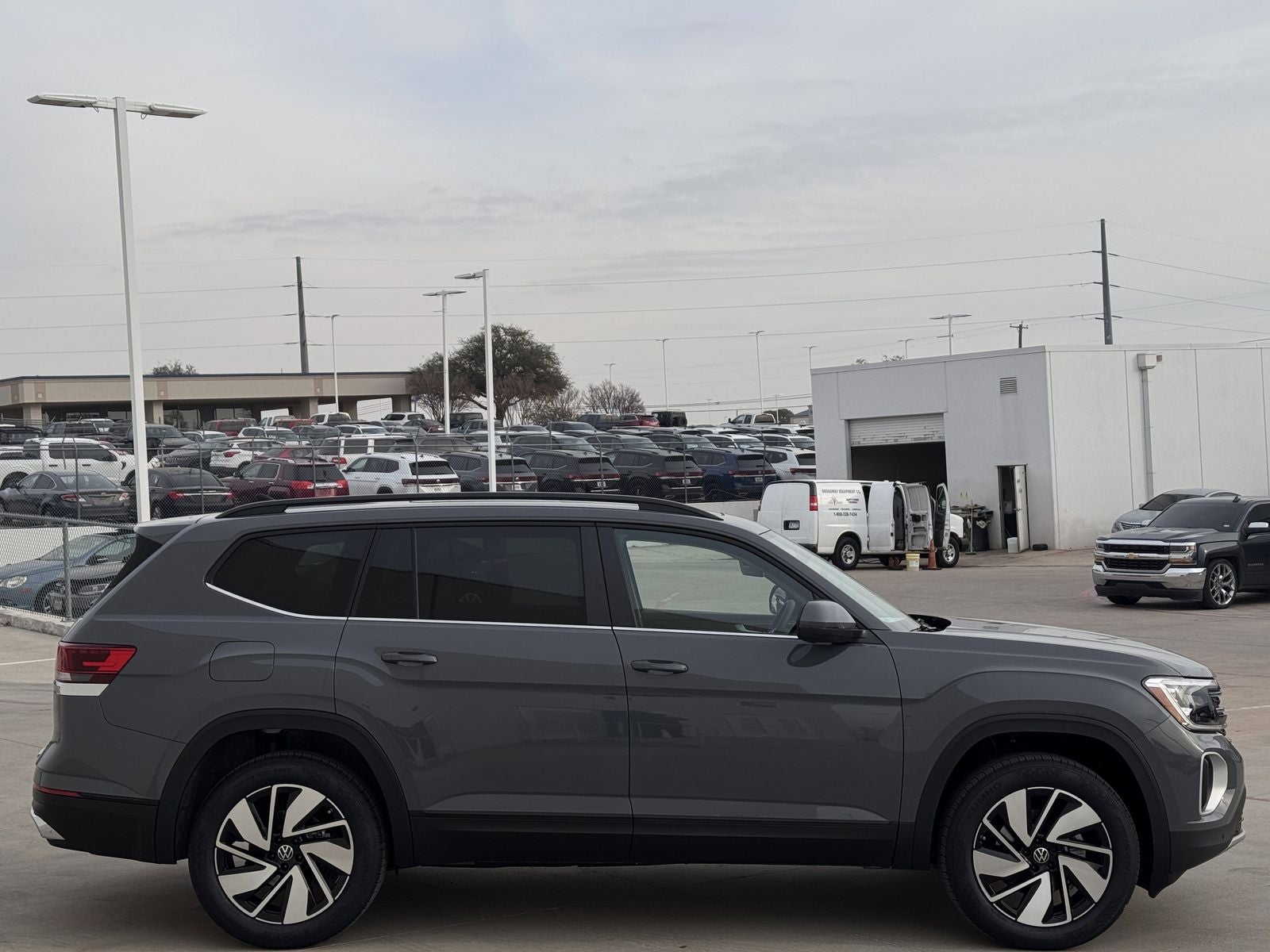 2026 Volkswagen Atlas 2.0T SE W/TECHNOLOGY