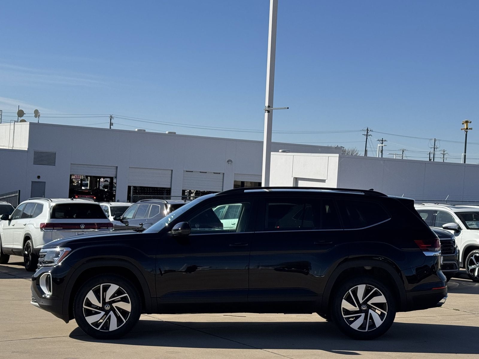 2026 Volkswagen Atlas 2.0T SE W/TECHNOLOGY