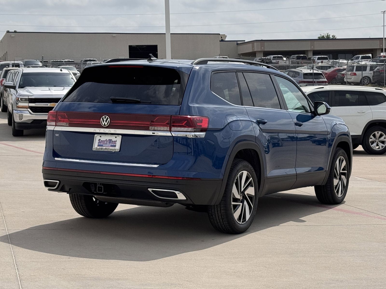 2026 Volkswagen Atlas 2.0T SE W/TECHNOLOGY