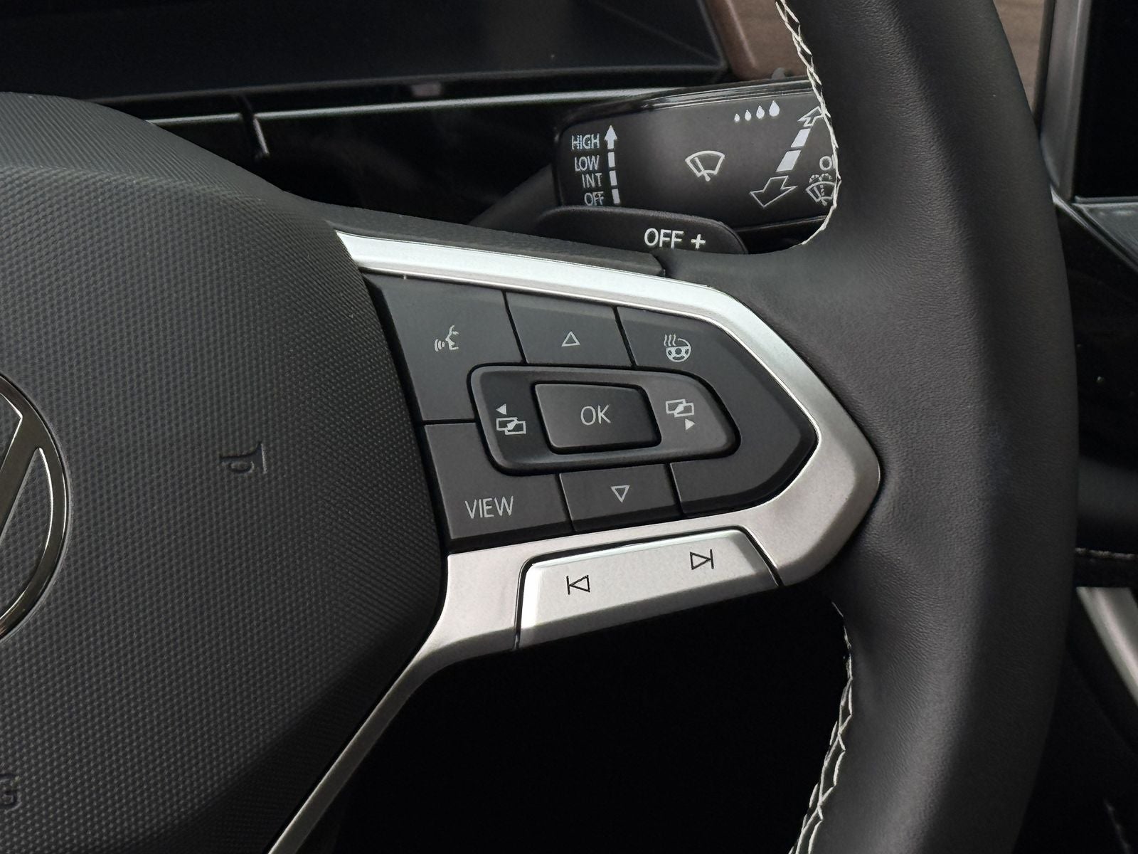 2026 Volkswagen Atlas SE W/ Tech FWD