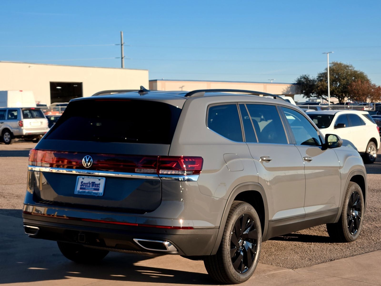 2026 Volkswagen Atlas 2.0T SE W/TECHNOLOGY