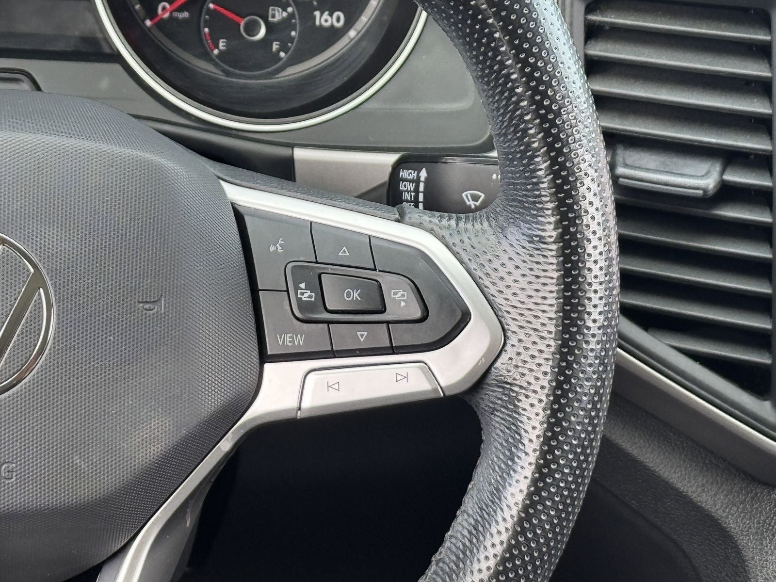 2021 Volkswagen Atlas 3.6L V6 SE w/Technology R-Line