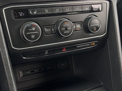 2021 Volkswagen Atlas 3.6L V6 SE w/Technology R-Line