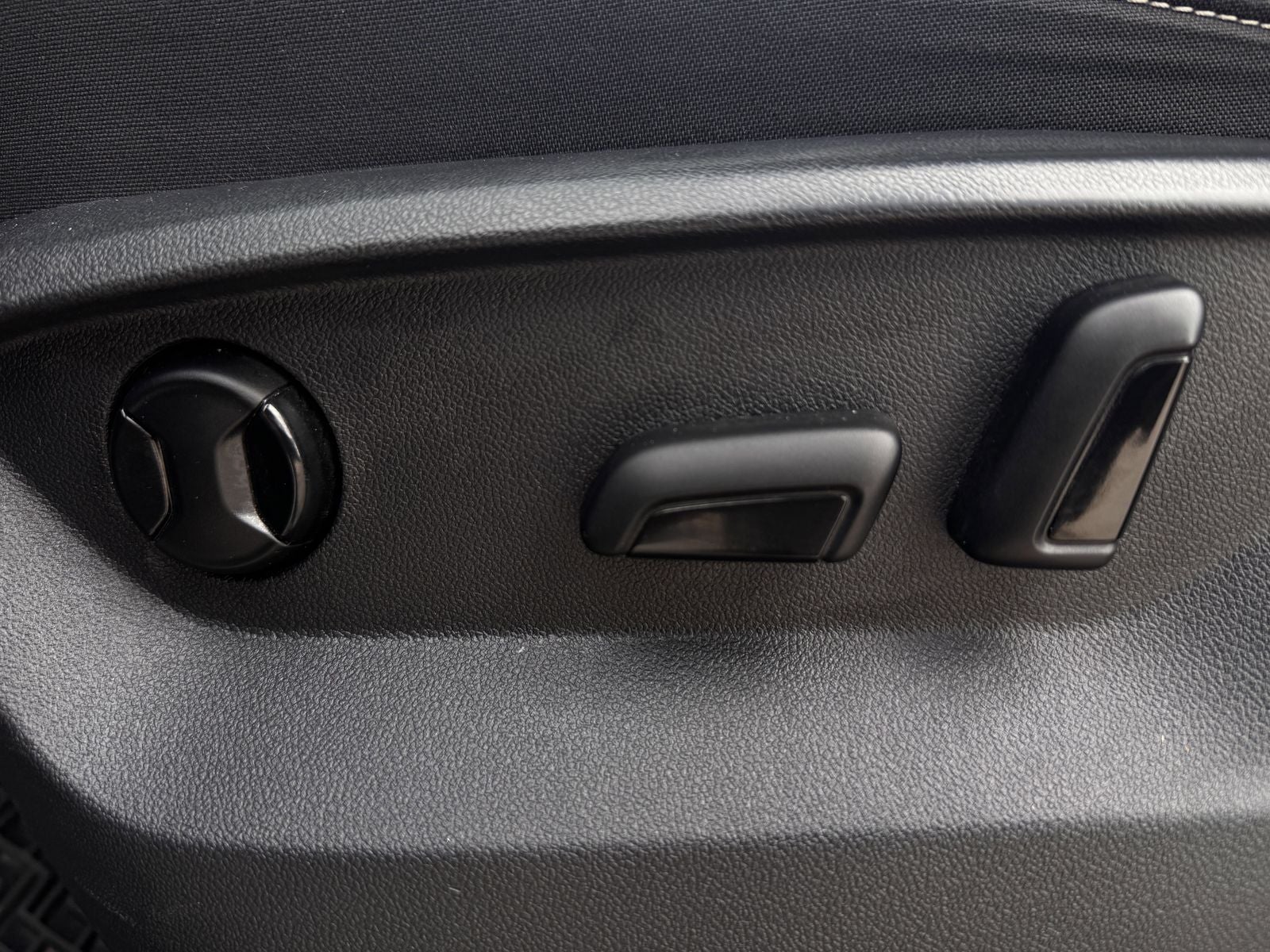 2021 Volkswagen Atlas 3.6L V6 SE w/Technology R-Line