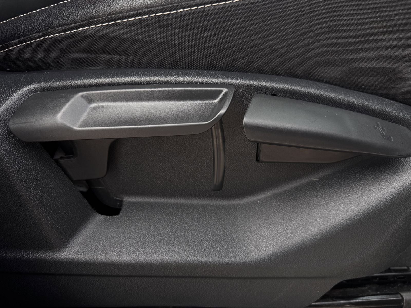 2021 Volkswagen Atlas 3.6L V6 SE w/Technology R-Line