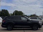 2021 Volkswagen Atlas 3.6L V6 SE w/Technology R-Line