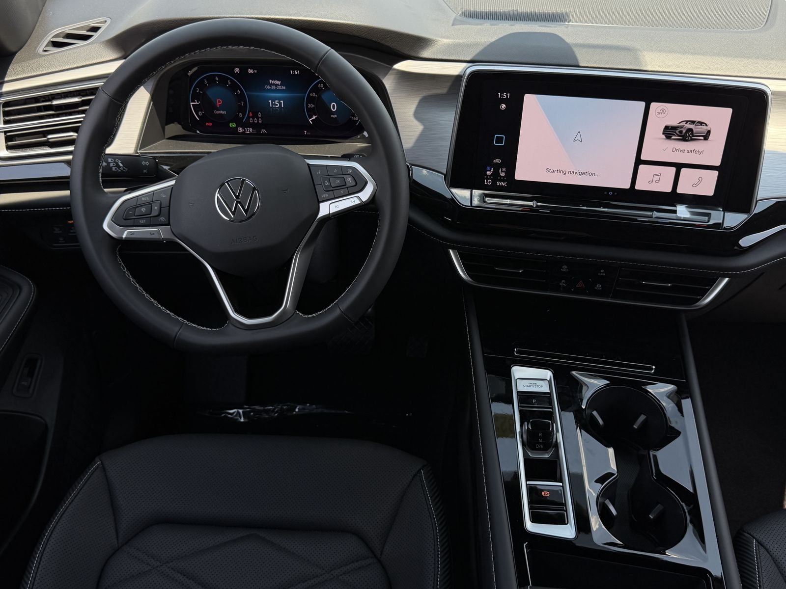 2026 Volkswagen Atlas Cross Sport 2.0T SE W/TECHNOLOGY