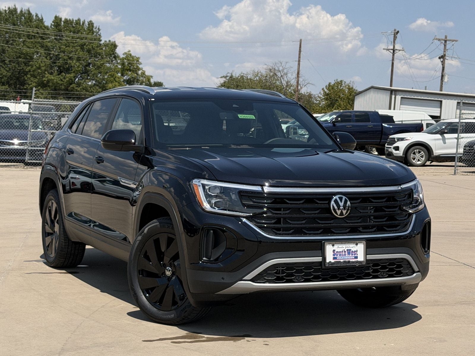 2026 Volkswagen Atlas Cross Sport 2.0T SE W/TECHNOLOGY