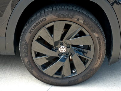 2024 Volkswagen Atlas 2.0T SE w/ Technology