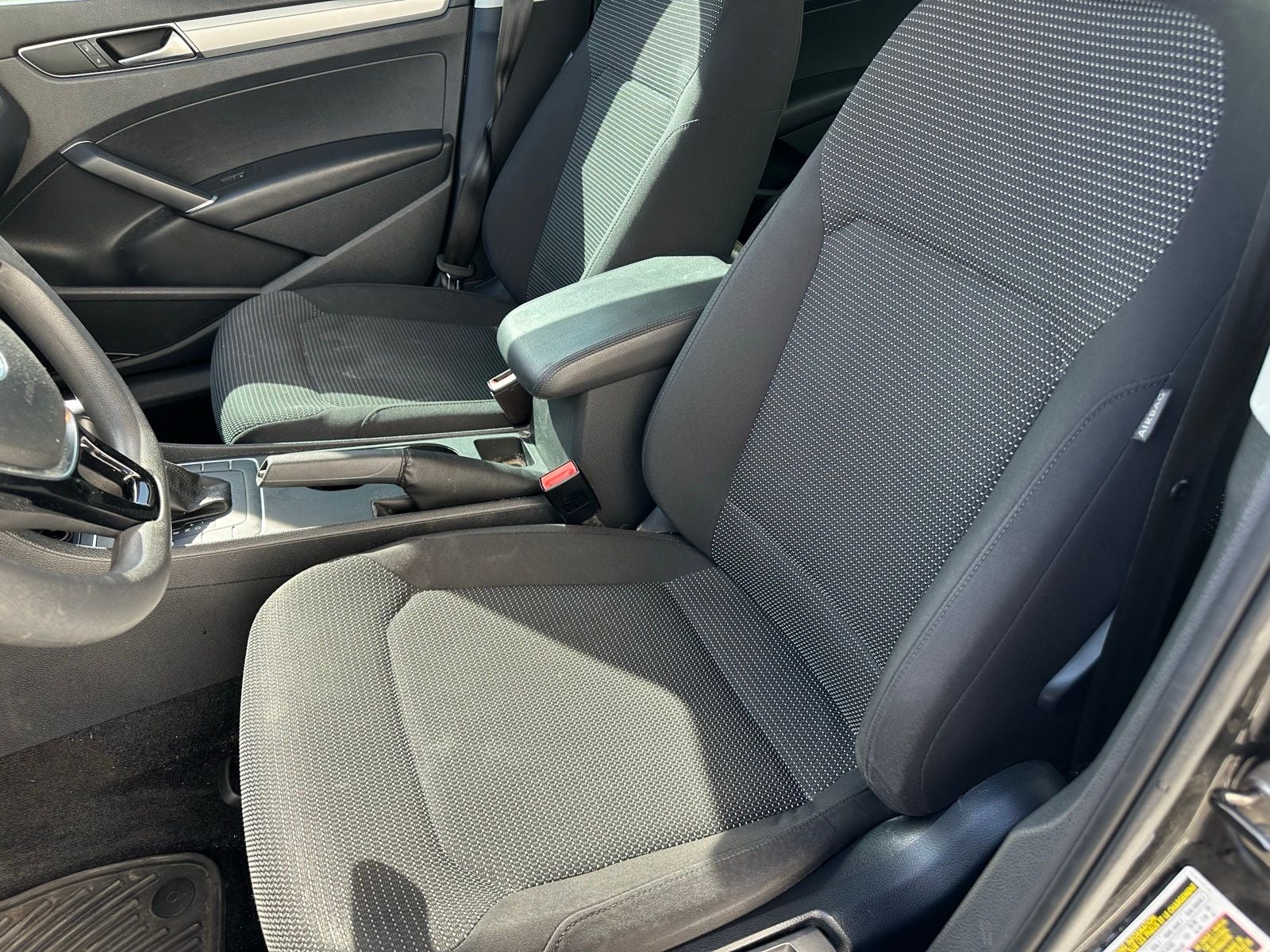 2016 Volkswagen Passat Base