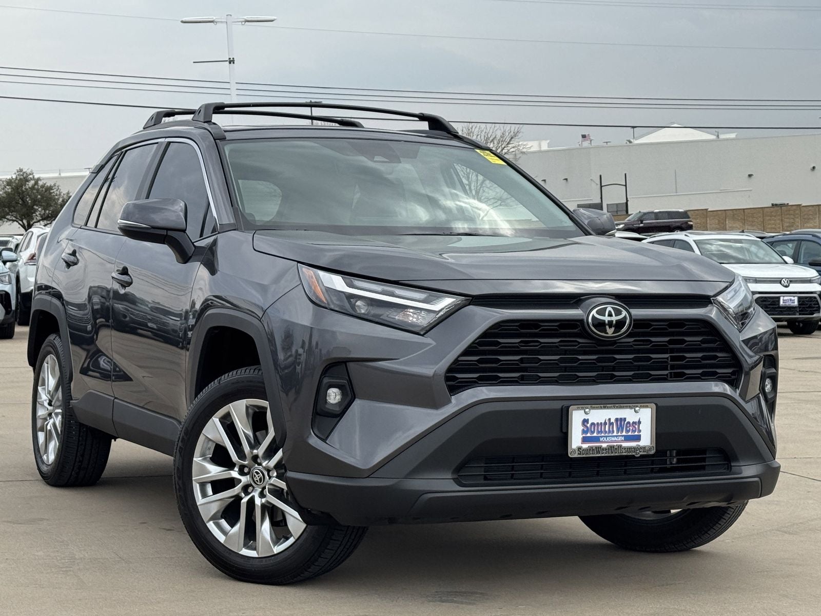 2025 Toyota RAV4 XLE Premium