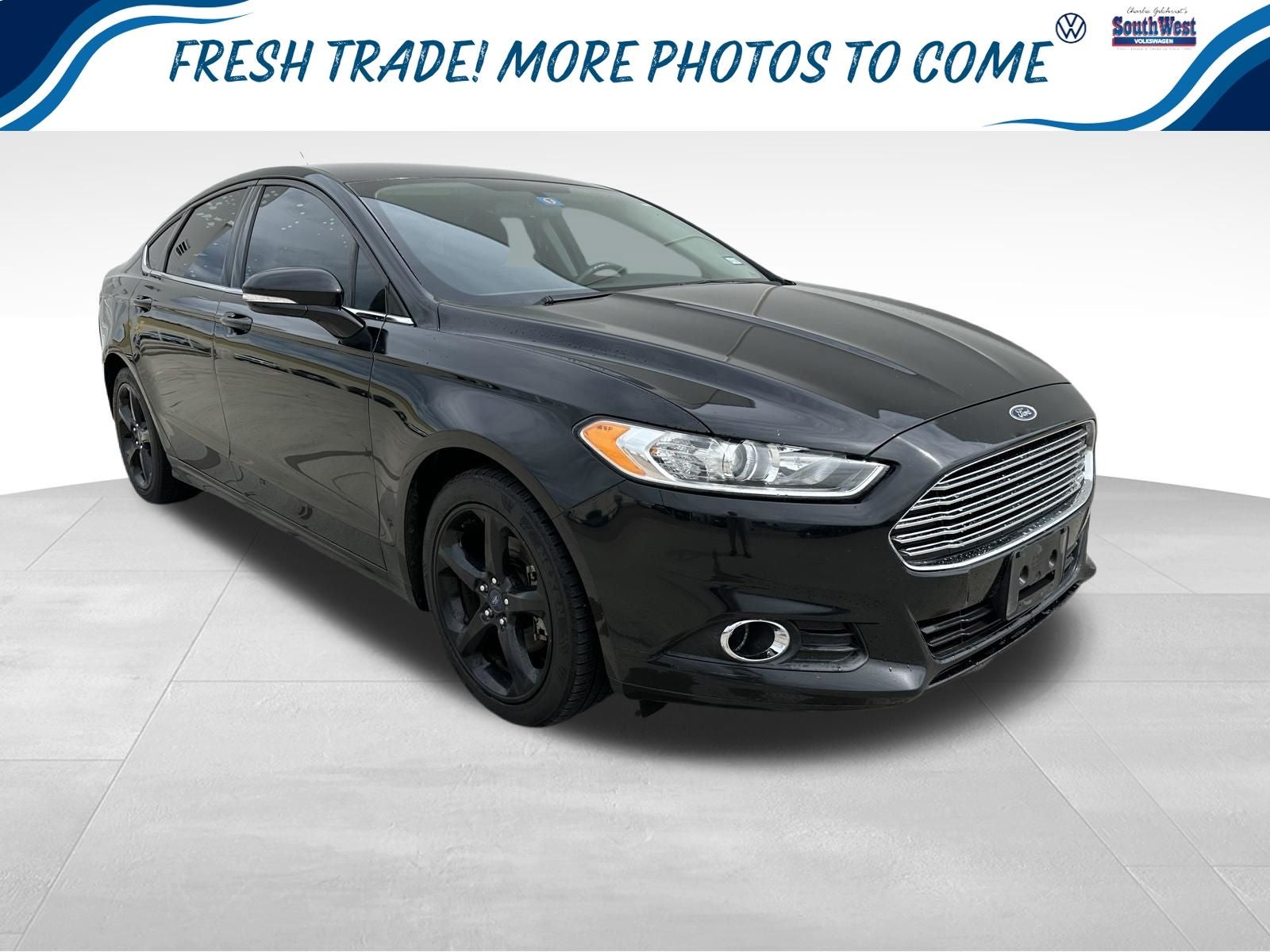 2016 Ford Fusion SE FWD's photo