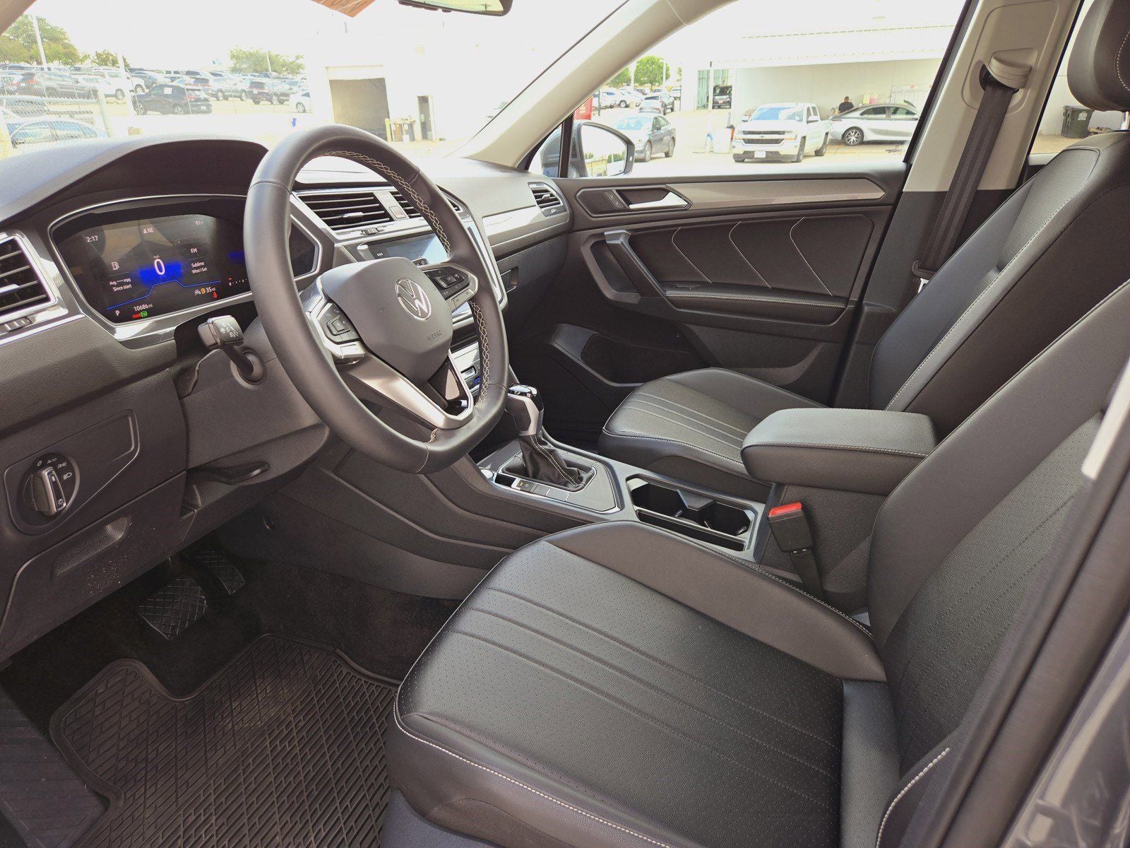 2024 Volkswagen Tiguan 2.0T SE