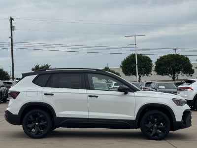 2026 Volkswagen Taos 1.5T SE Black
