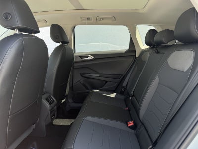 2026 Volkswagen Taos 1.5T SE Black