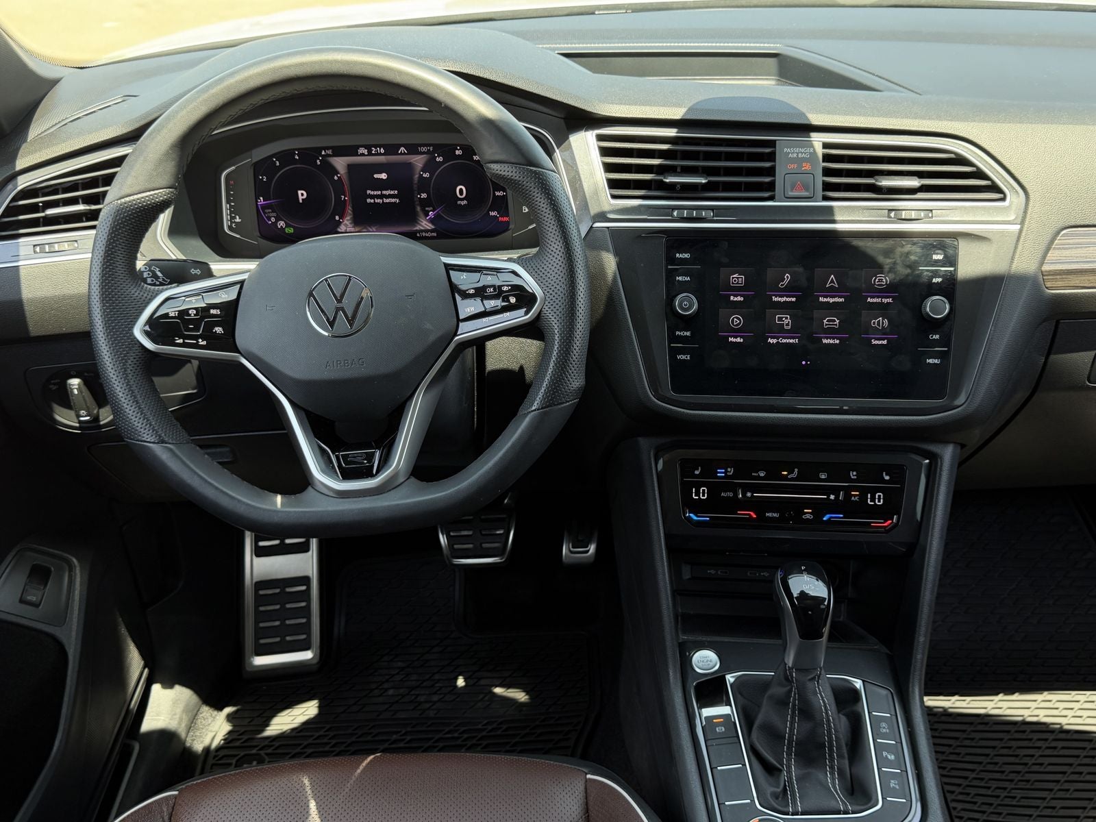 2024 Volkswagen Tiguan 2.0T SEL R-Line