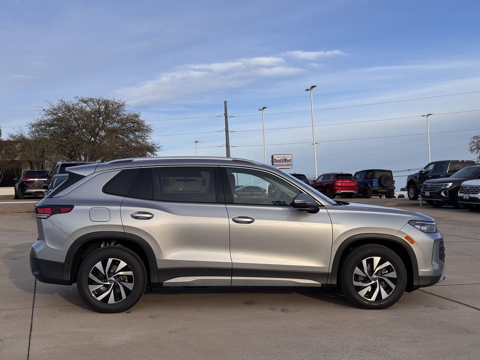 2026 Volkswagen Tiguan 2.0T S